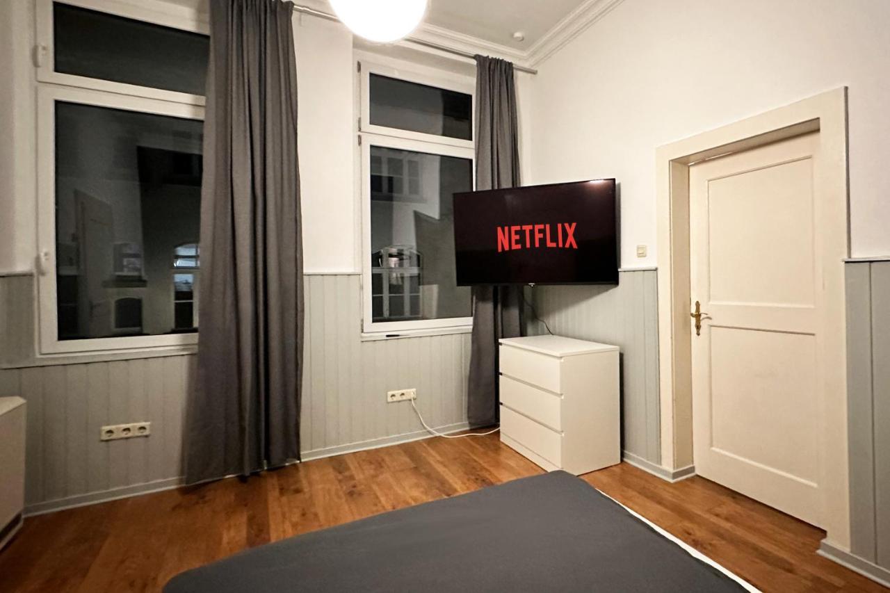 Ruhiges Office-Apartment Mit Kueche - Beuys Apartments Krefeld Luaran gambar
